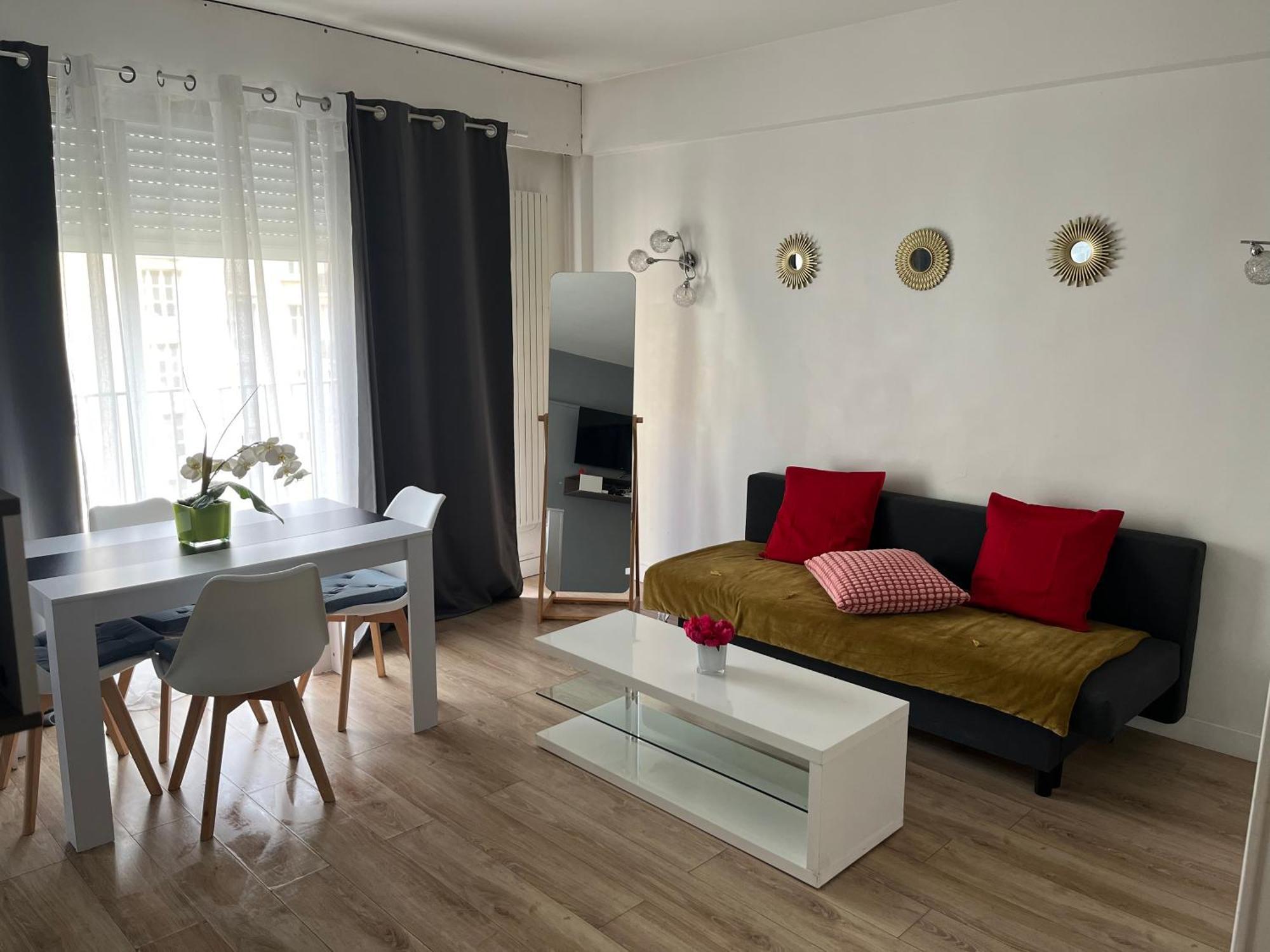 Bel appartement proche Tour Eiffel Paris Exterior foto